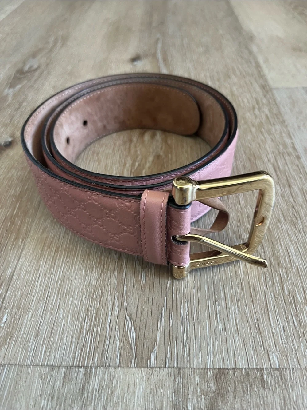 Pink Gucci Monogram Leather Belt | 90/36